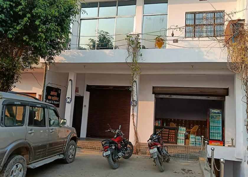 Uttar Pradesh Varanasi Exterior view