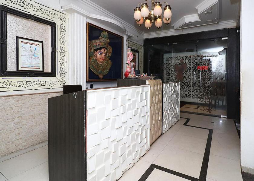 Uttar Pradesh Agra Lobby