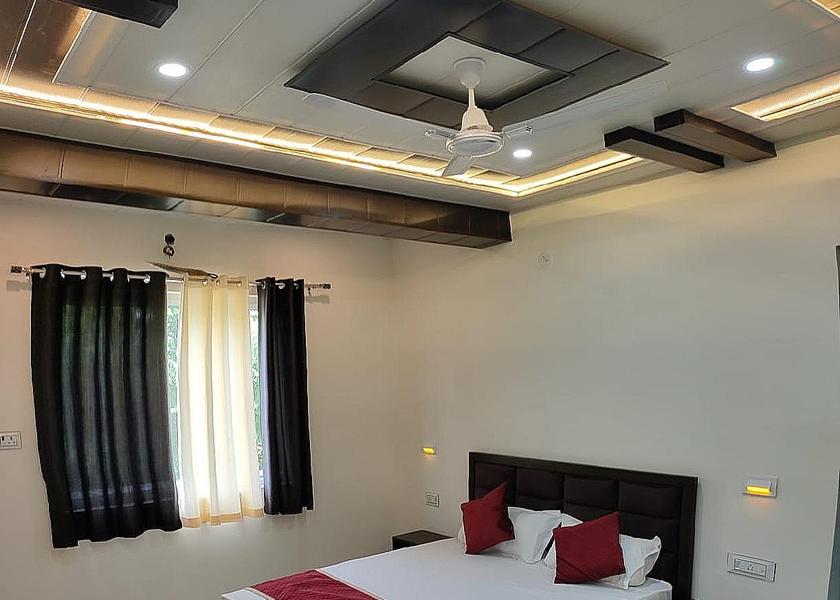 Uttar Pradesh Agra Deluxe Room(Non AC)