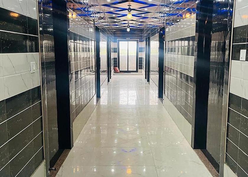 Uttar Pradesh Noida Lobby