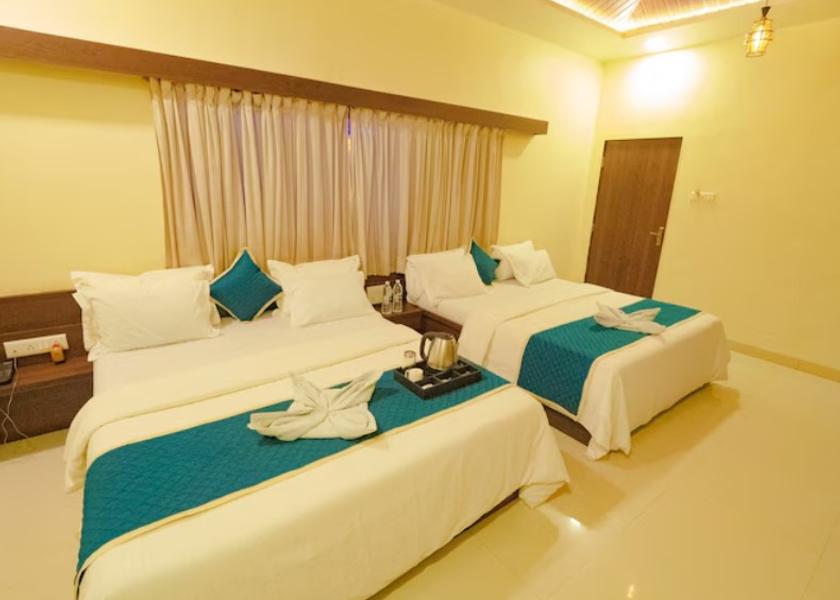 Maharashtra Alibaug Deluxe Family AC Room