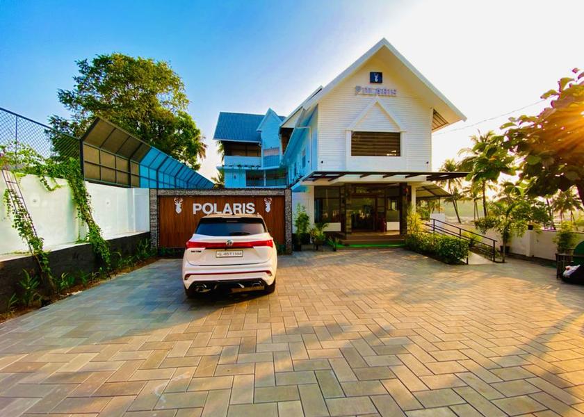 Kerala Chalakudy Entrance