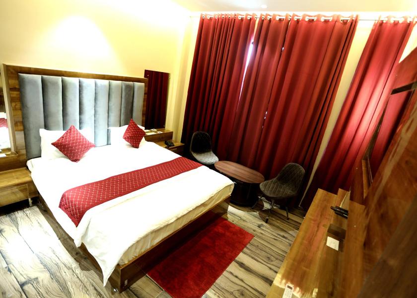 Haryana Sonipat Deluxe Room with Bathtub