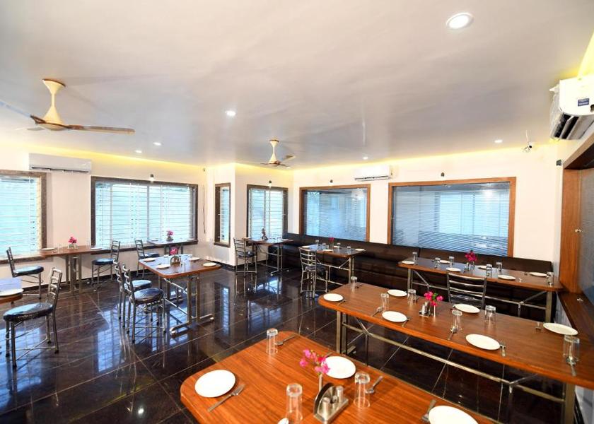 Madhya Pradesh Bhopal Food & Dining