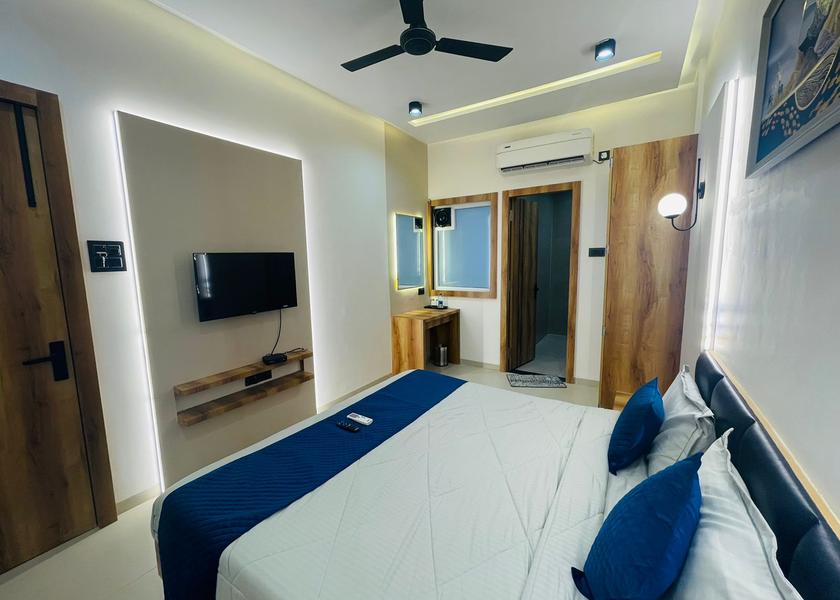 Madhya Pradesh Damoh Executive Room