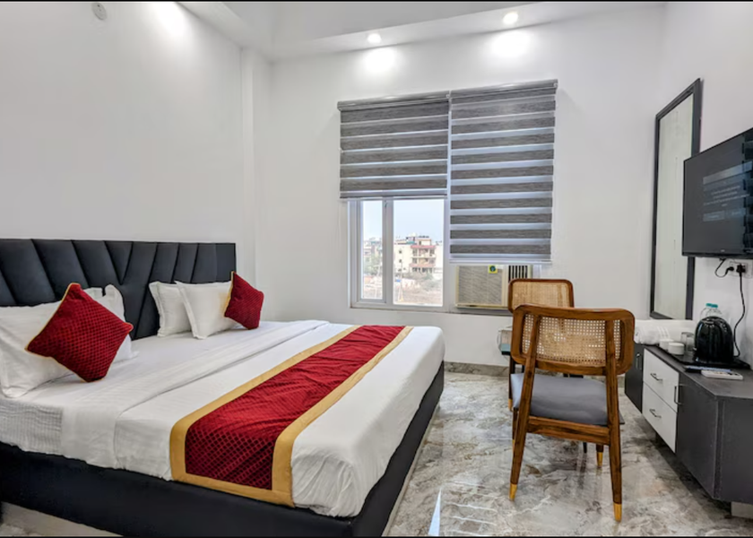 Haryana Faridabad Deluxe Room With Free Wi-Fi( Rs500swimming pool per pax per Hour )