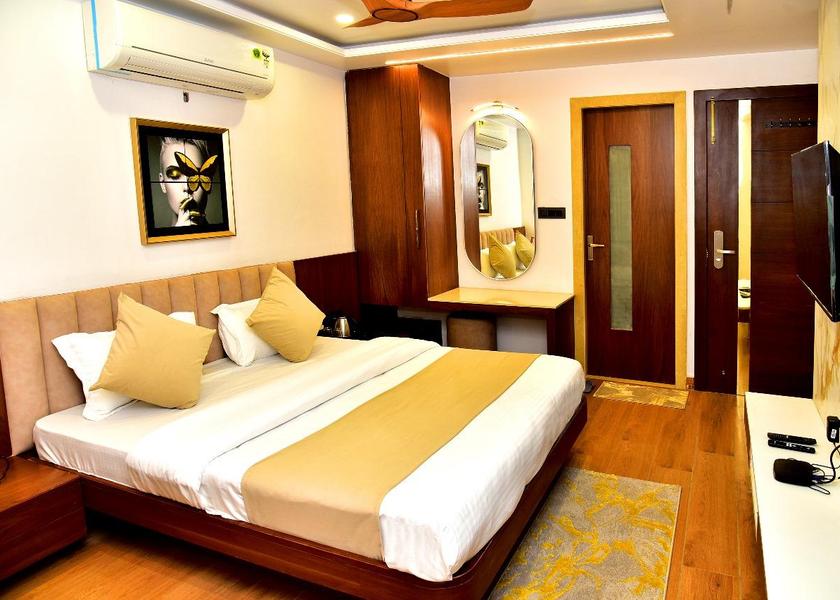 Madhya Pradesh Pachmarhi Super Deluxe