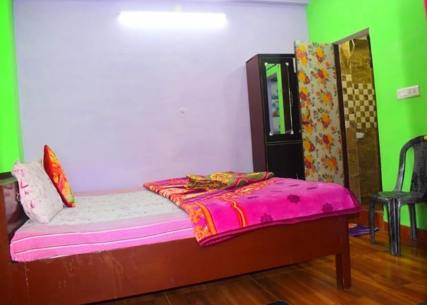 Uttarakhand Almora Super Deluxe Double Room