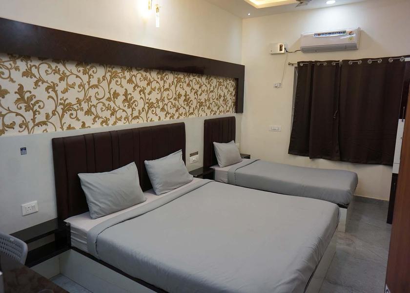 Tamil Nadu Yelagiri Triple Room - Non-Smoking