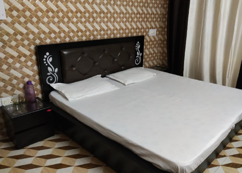 Himachal Pradesh Kangra Bed