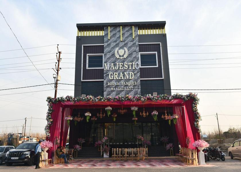 Uttar Pradesh Kanpur Exterior view