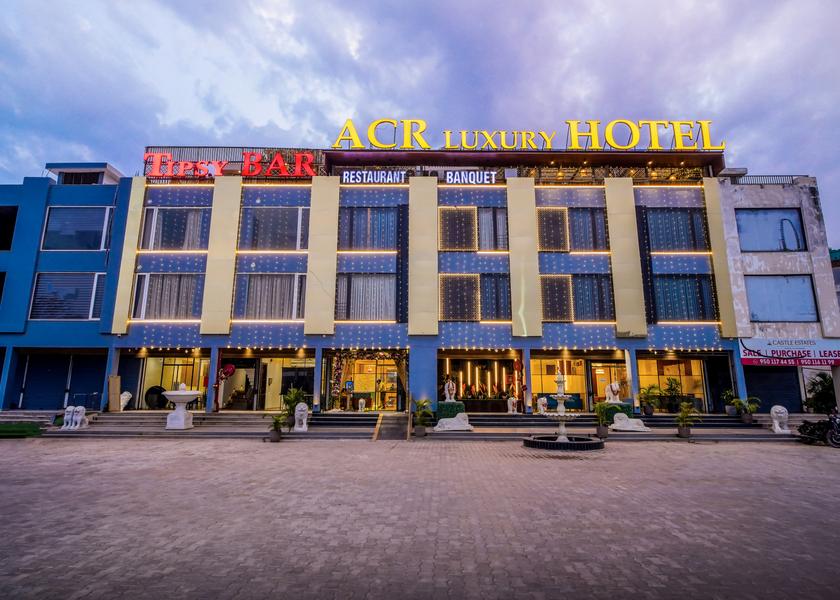 Punjab Mohali Hotel Exterior