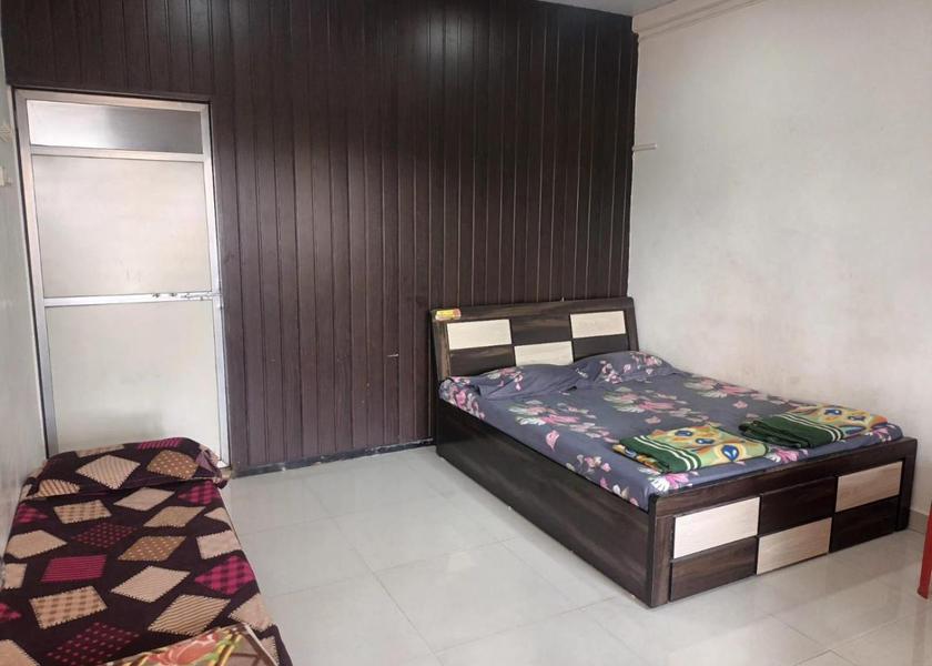 Maharashtra Ratnagiri Economy Triple Room