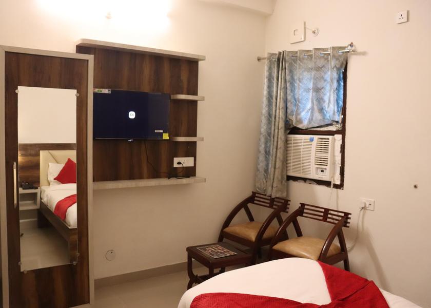 Rajasthan Neemrana Twin