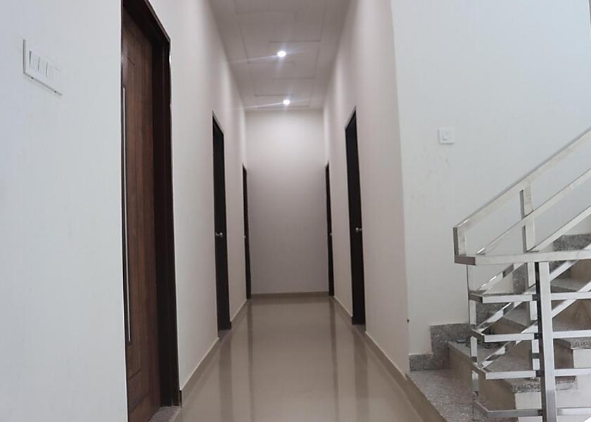 Rajasthan Neemrana Public Areas