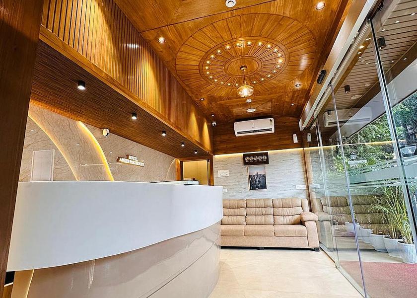 Maharashtra Mumbai Public Areas