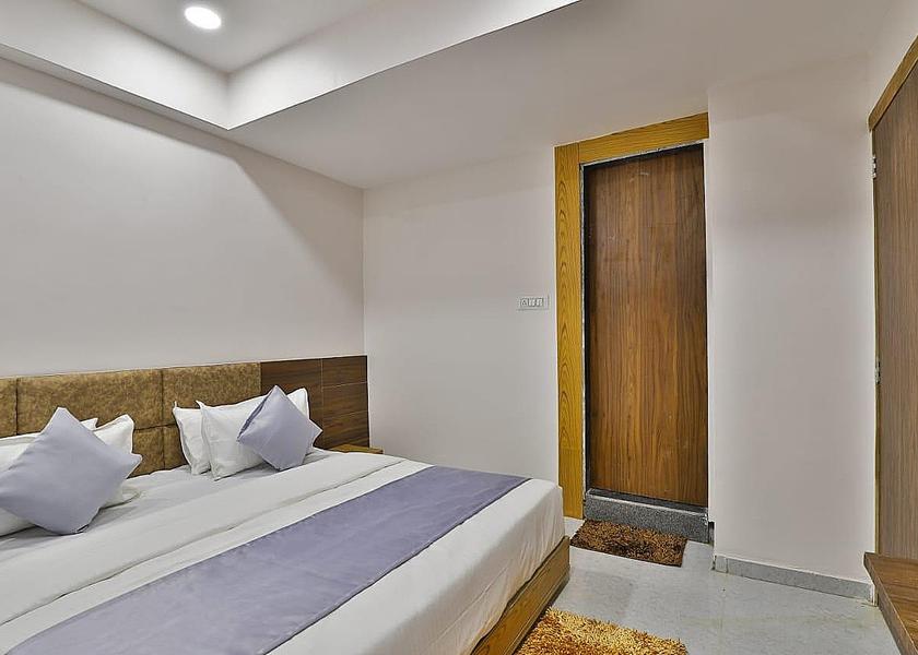 Gujarat Ahmedabad Family room