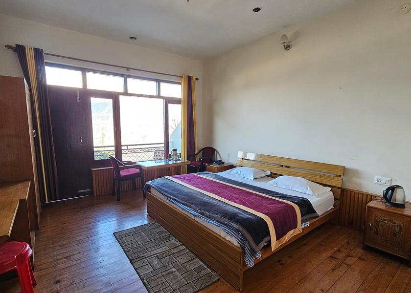 Uttarakhand Munsyari Super Deluxe Double Room