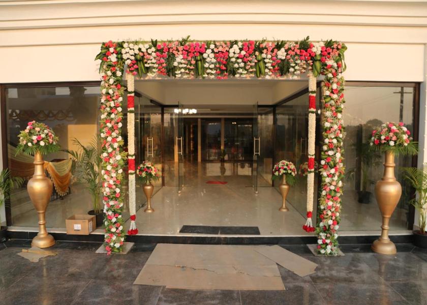 Tamil Nadu Thiruttani Entrance