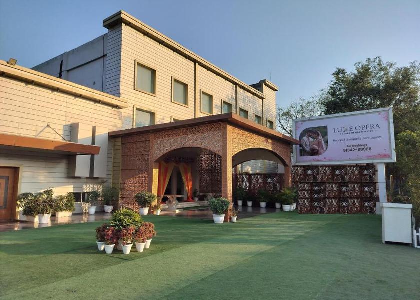Delhi Delhi Hotel Exterior