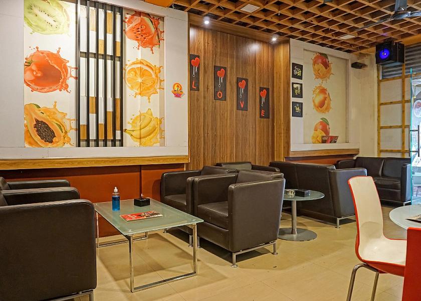 Maharashtra Pune Food & Dining