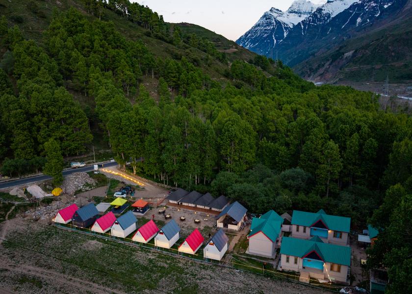 Himachal Pradesh Sissu Hotel View