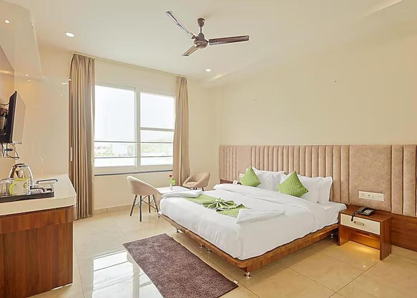 Uttarakhand Rishikesh Deluxe Room
