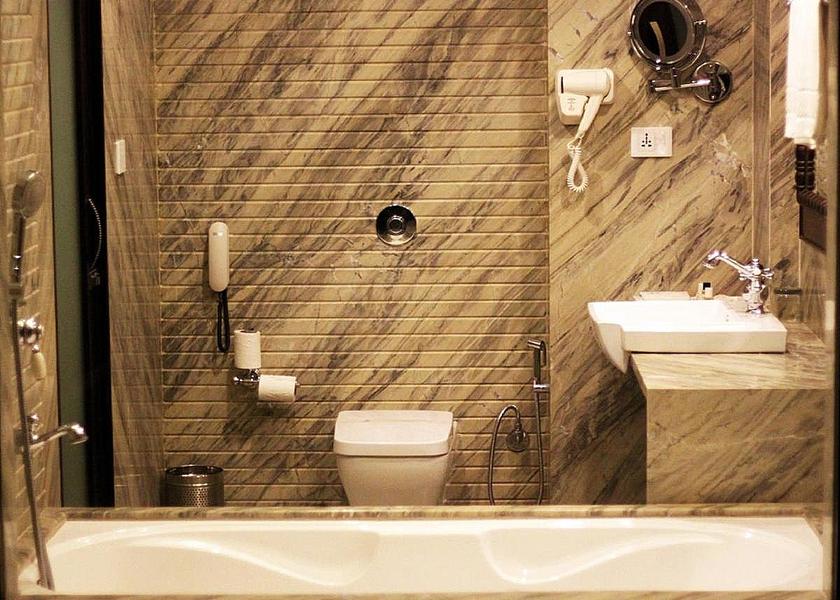 Uttarakhand Rishikesh Bathroom
