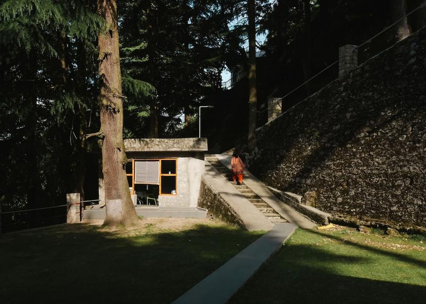Himachal Pradesh Dalhousie Front of property