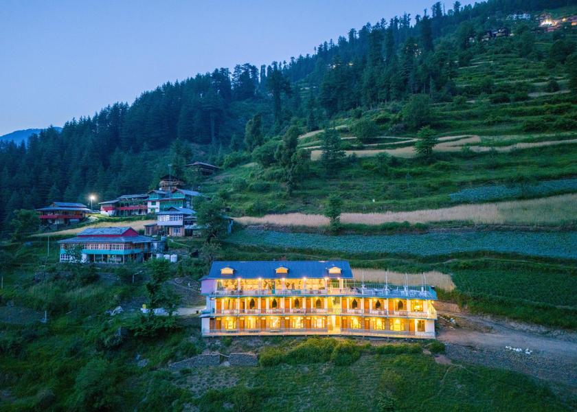 Himachal Pradesh Jibhi Exterior view