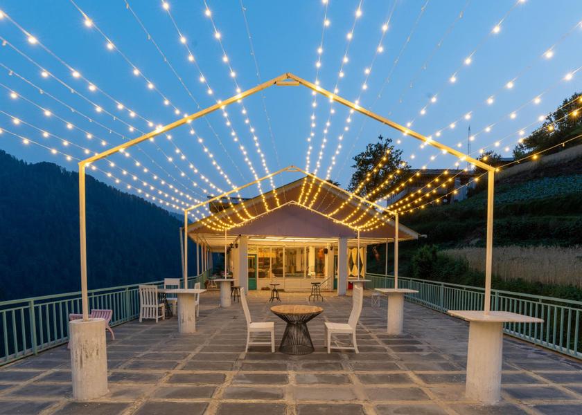 Himachal Pradesh Jibhi Balcony/terrace