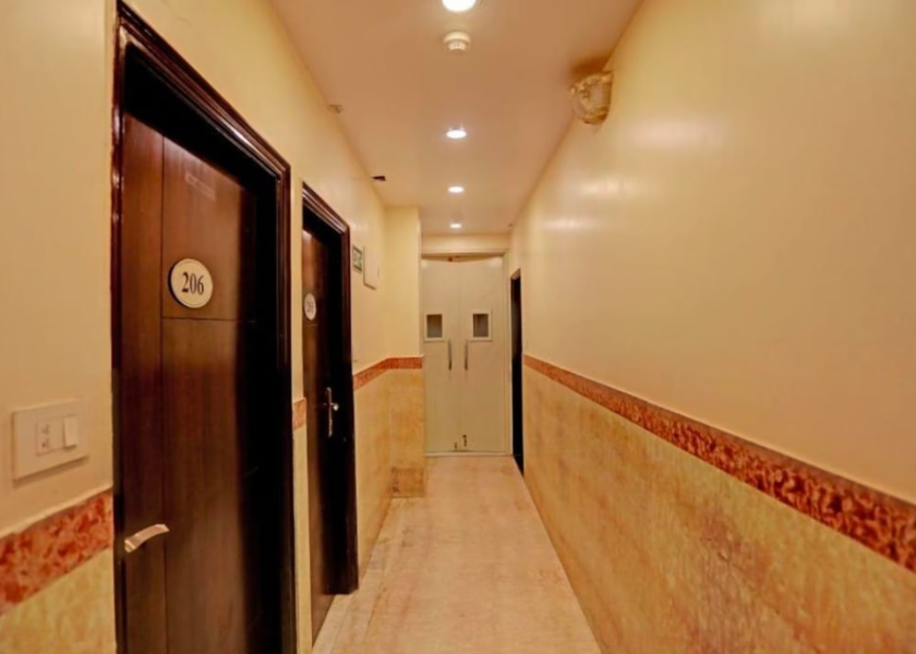 Maharashtra Mumbai Public Areas