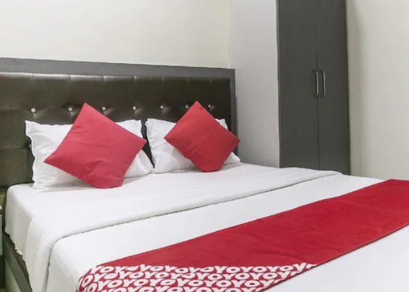 Maharashtra Mumbai Deluxe Ac deluxe