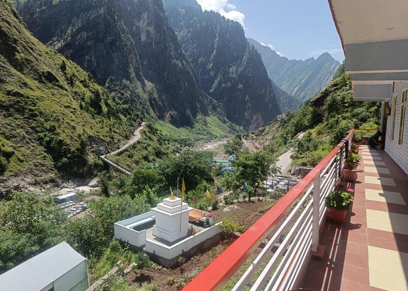 Uttarakhand Joshimath Super Deluxe Room