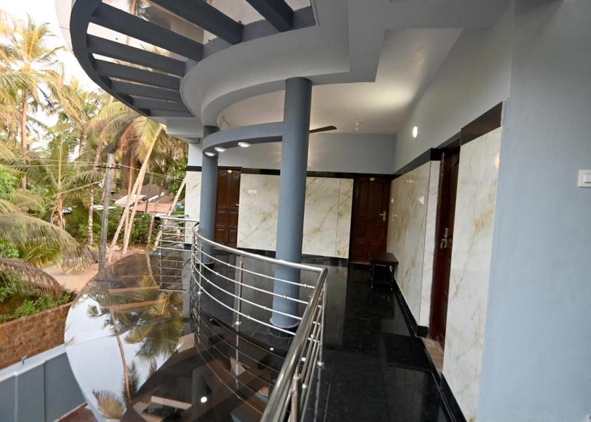 Karnataka Murdeshwar Public Areas