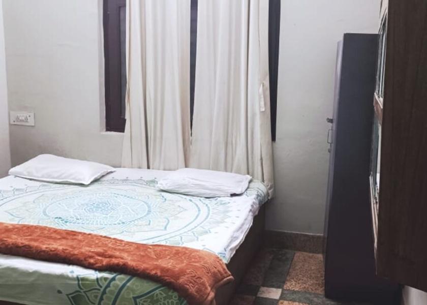 Uttarakhand Haldwani Dormitory Room - Female Only