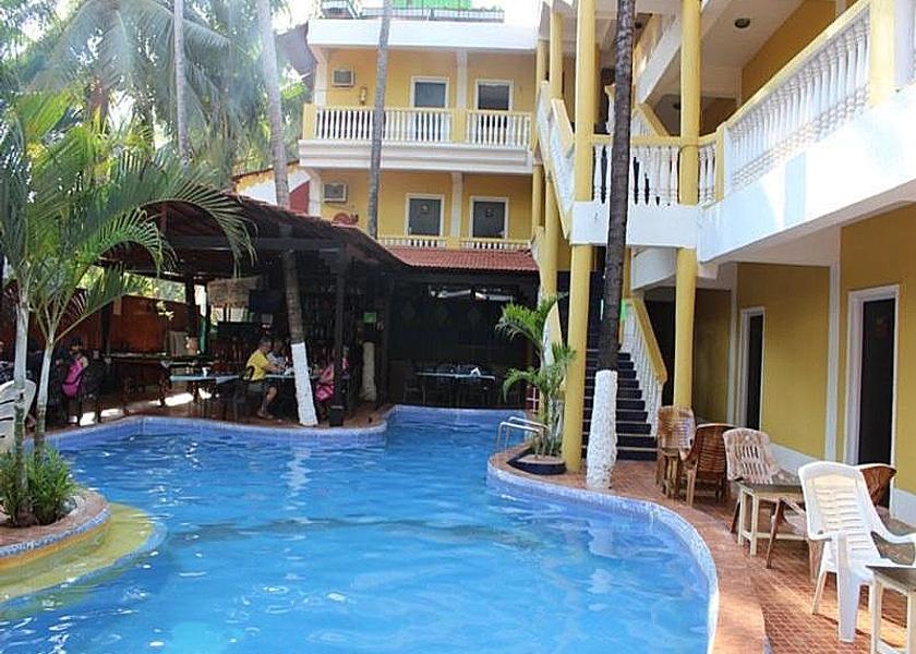 Goa Calangute Pool