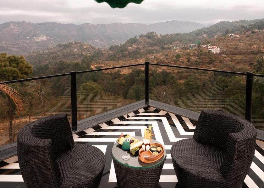 Himachal Pradesh Kasauli Surrounding environment