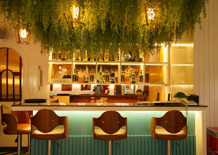 Himachal Pradesh Chamba Bar/lounge