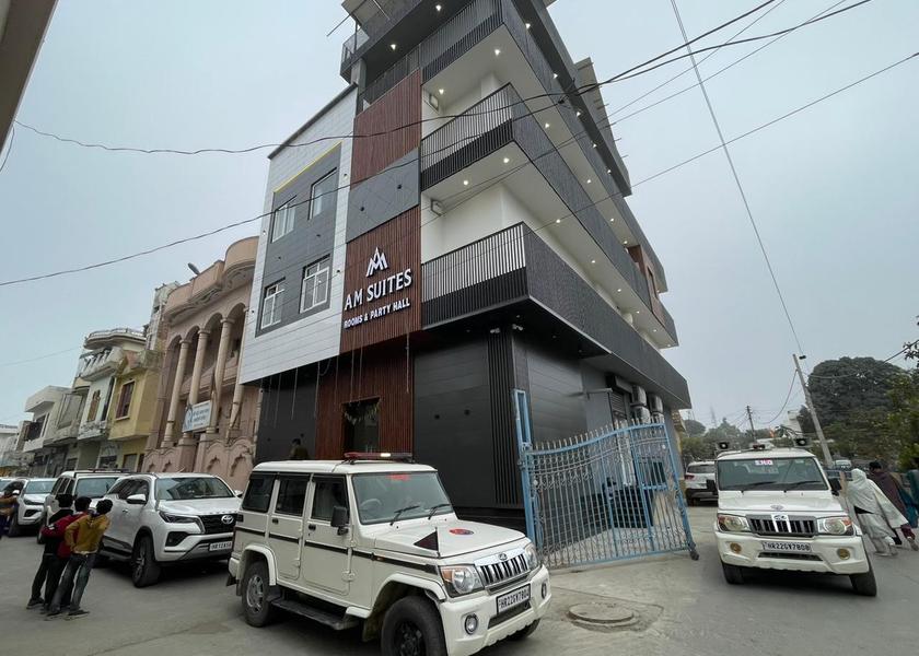 Haryana Tohana Hotel Exterior