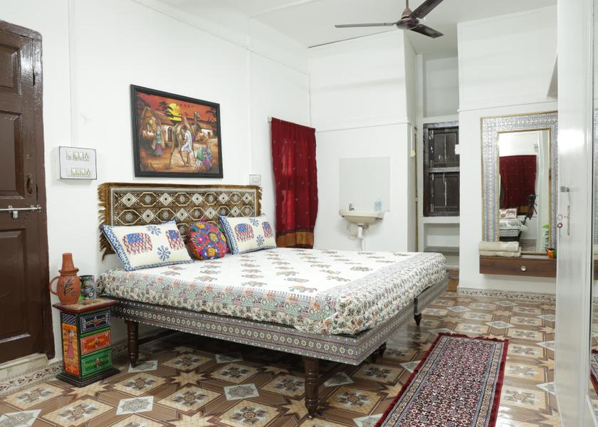Gujarat Bhuj Super Deluxe Room