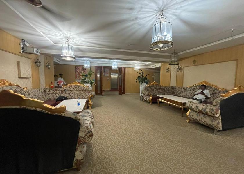 Karnataka Raichur Lobby