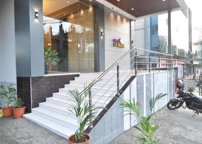 Maharashtra Thane Exterior view