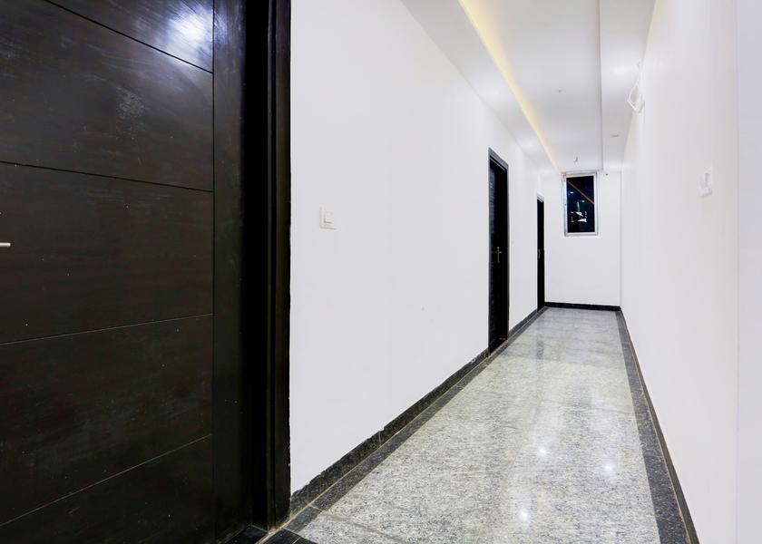 Uttar Pradesh Agra Lobby