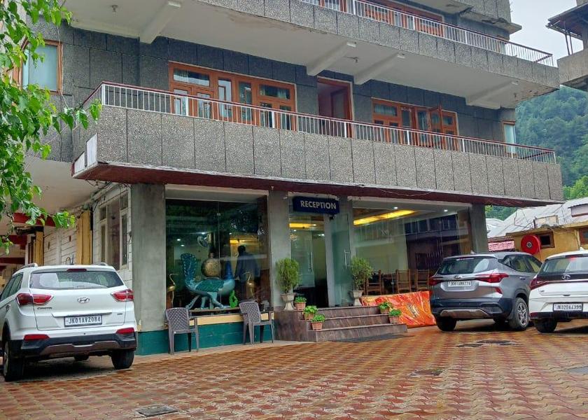 Jammu and Kashmir Srinagar Hotel Exterior