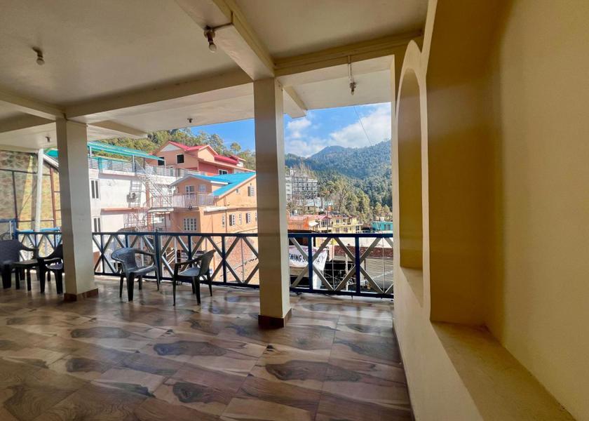 Himachal Pradesh Dalhousie Balcony/terrace
