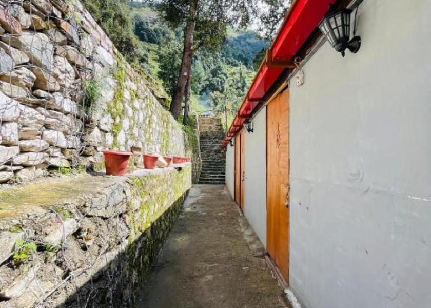 Uttarakhand Nainital Lobby