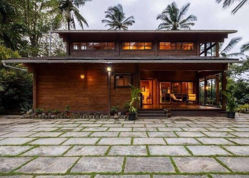 Kerala Kozhikode Front of property