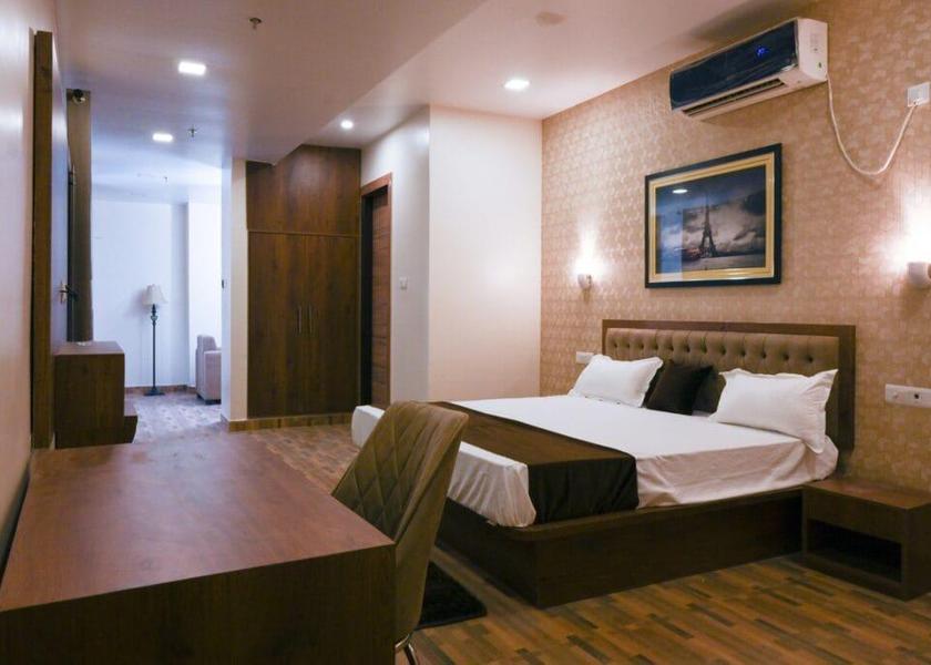 Uttar Pradesh Lucknow Bed