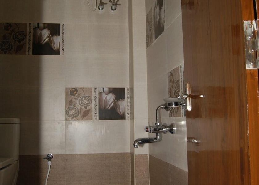 Tamil Nadu Yercaud Deluxe Room
